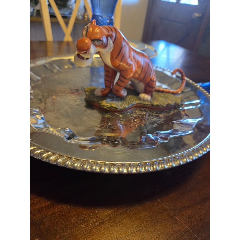Walt Disney Classics Collection fine porcelain figurine Shere Khan, Tiger